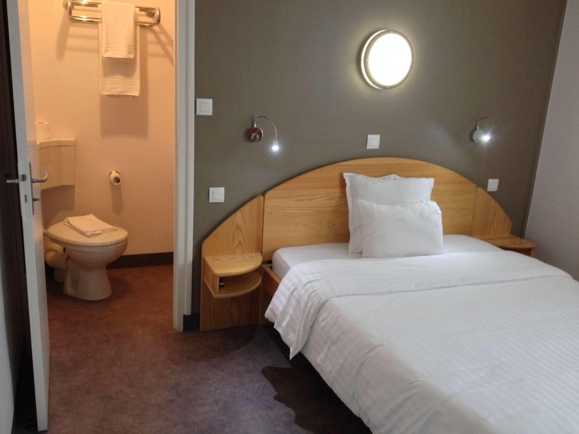 Hotel Saint Jean Μπουρζ Εξωτερικό φωτογραφία